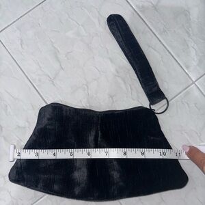 MARUCA Black Velvet Clutch/Wristlet